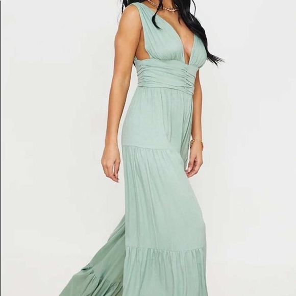 PrettyLittleThing Pants - Sage Green Linen Look Plunge Tiered Wide Leg Jumpsuit Women 6 Boho Festival